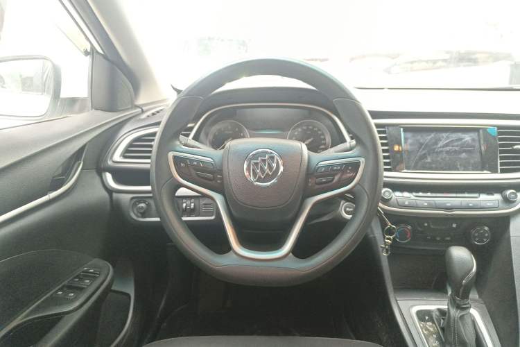 Used Buick GT 2021 Revised Version Flagship 1.5L Automatic Elite Edition Steering Wheel