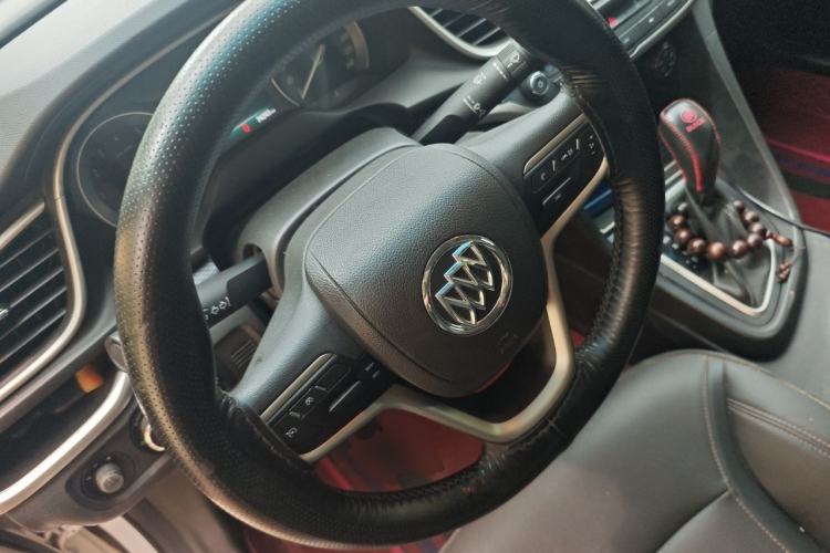 Used Buick GT 2021 Exemplar 1.5L Automatic Elite Version Steering Wheel