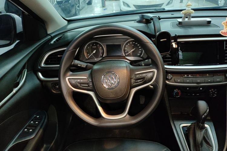 Used Buick GT 2021 Revised Version Flagship 1.5L Automatic Entry-Level Trim Steering Wheel