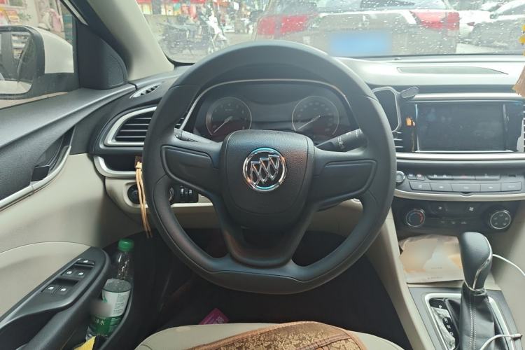 Used Buick GT 2021 Exemplar 1.5L Automatic Elite Version Steering Wheel