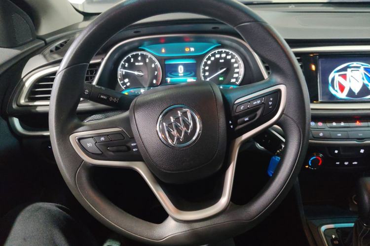 Used Buick GT 2021 Revised Version Flagship 1.5L Automatic Elite Edition Steering Wheel