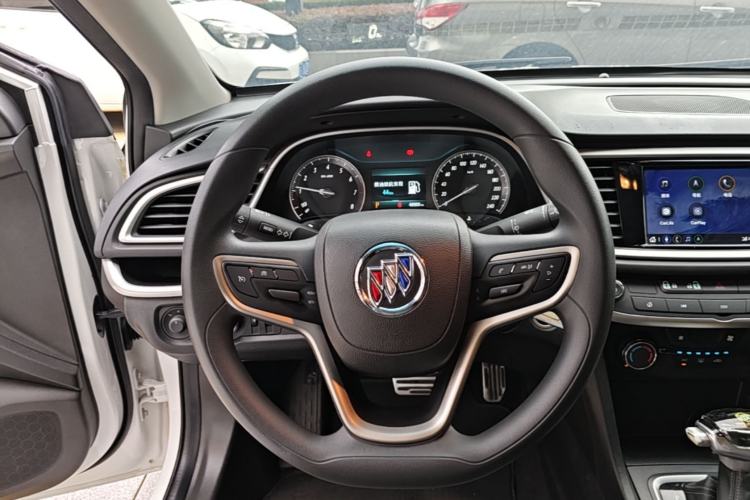 Used Buick GT 2021 Revised Version Flagship 1.5L Automatic Entry-Level Trim Steering Wheel