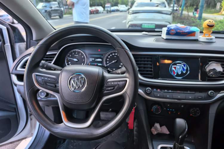 Used Buick GT 2021 Revised Version Flagship 1.5L Automatic Elite Edition Steering Wheel