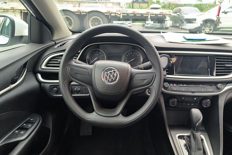 Used Buick GT 2021 1.3T Automatic Mild Hybrid Elite Version Steering Wheel