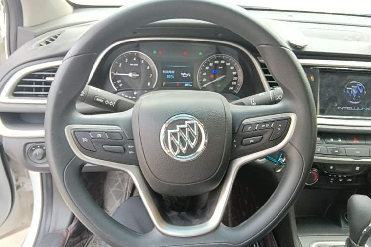 Used Buick GT 2021 Revised Version Flagship 1.5L Automatic Elite Edition Steering Wheel