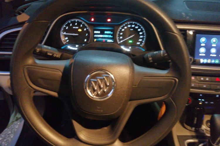 Used Buick GT 2021 Exemplar 1.5L Automatic Elite Version Steering Wheel