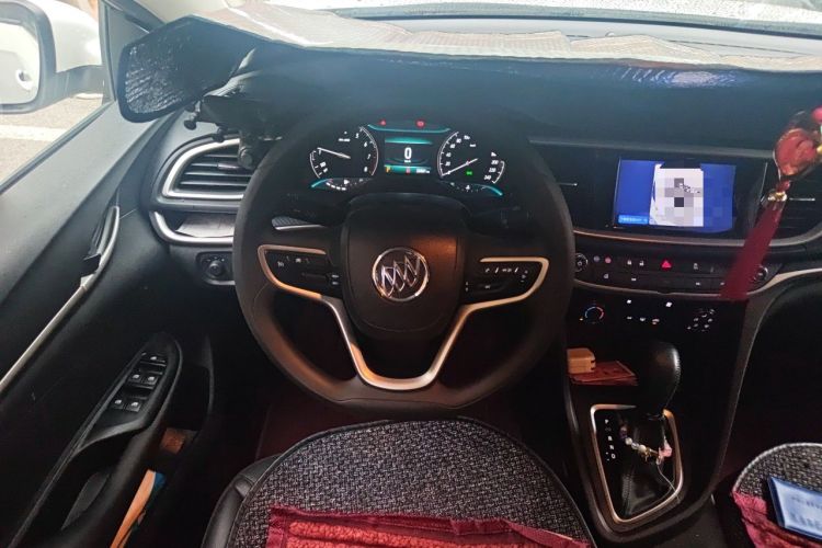 Used Buick GT 2021 Revised Version 1.3T Automatic Mild Hybrid Elite Edition Steering Wheel