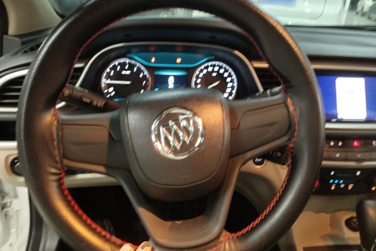 Used Buick GT 2021 Exemplar 1.5L Automatic Elite Version Steering Wheel