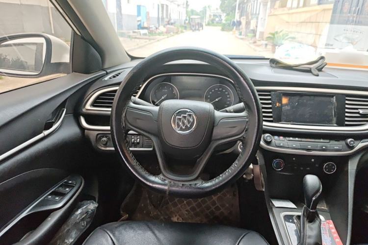 Used Buick GT 2021 1.3T Automatic Mild Hybrid Elite Version Steering Wheel