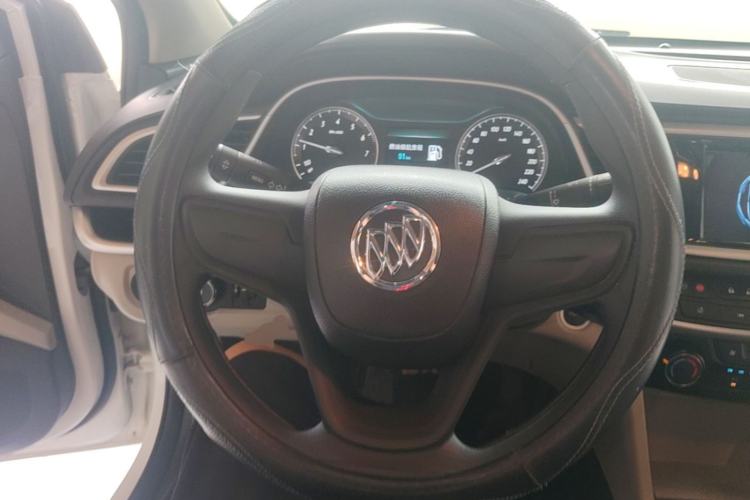 Used Buick GT 2021 Exemplar 1.5L Automatic Elite Version Steering Wheel