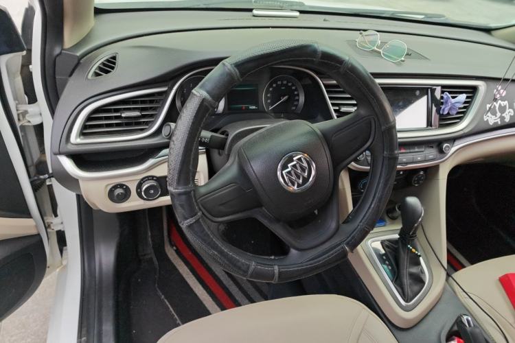 Used Buick GT 2021 Exemplar 1.5L Automatic Elite Version Steering Wheel