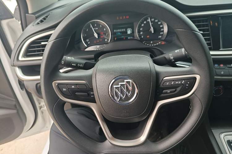 Used Buick GT 2021 Revised Version 1.3T Automatic Mild Hybrid Elite Edition Steering Wheel