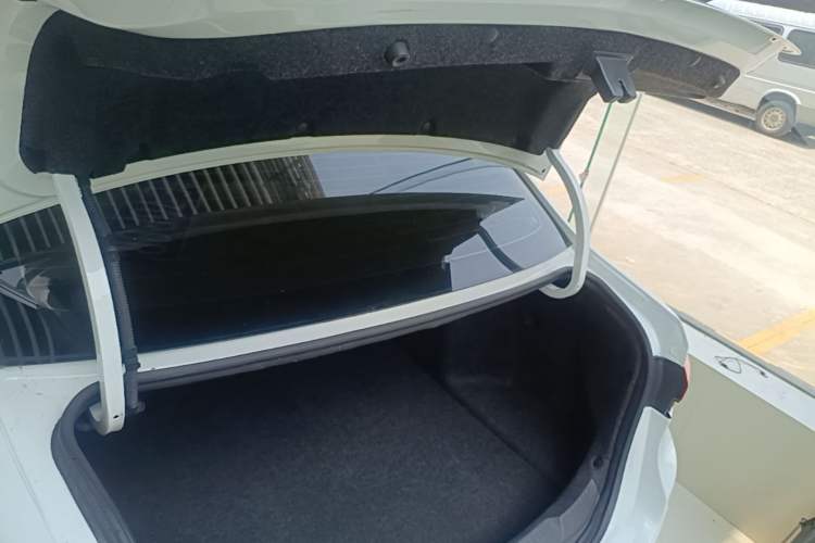 Used Buick GT 2021 Revised Version Flagship 1.5L Automatic Elite Edition Trunk