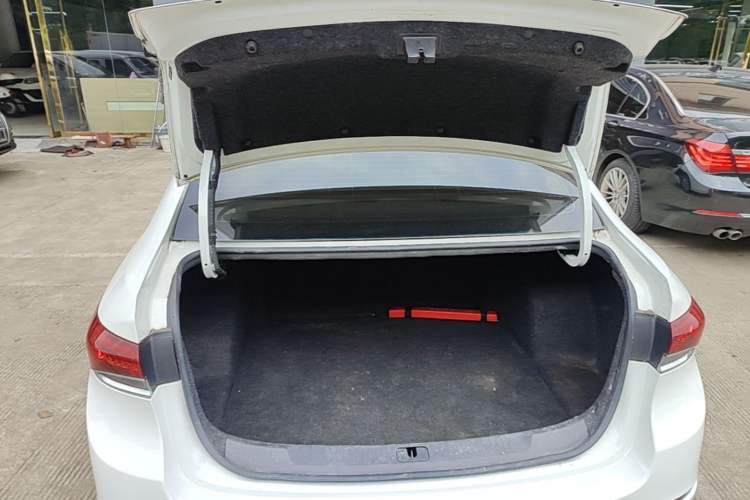 Used Buick GT 2021 Exemplar 1.5L Automatic Elite Version Trunk