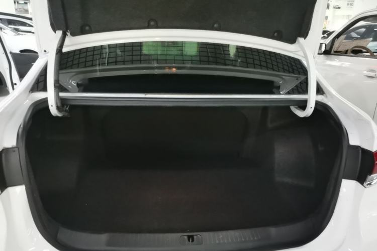 Used Buick GT 2021 Revised Version Flagship 1.5L Automatic Entry-Level Trim Trunk