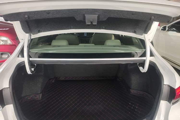 Used Buick GT 2021 Exemplar 1.5L Automatic Elite Version Trunk