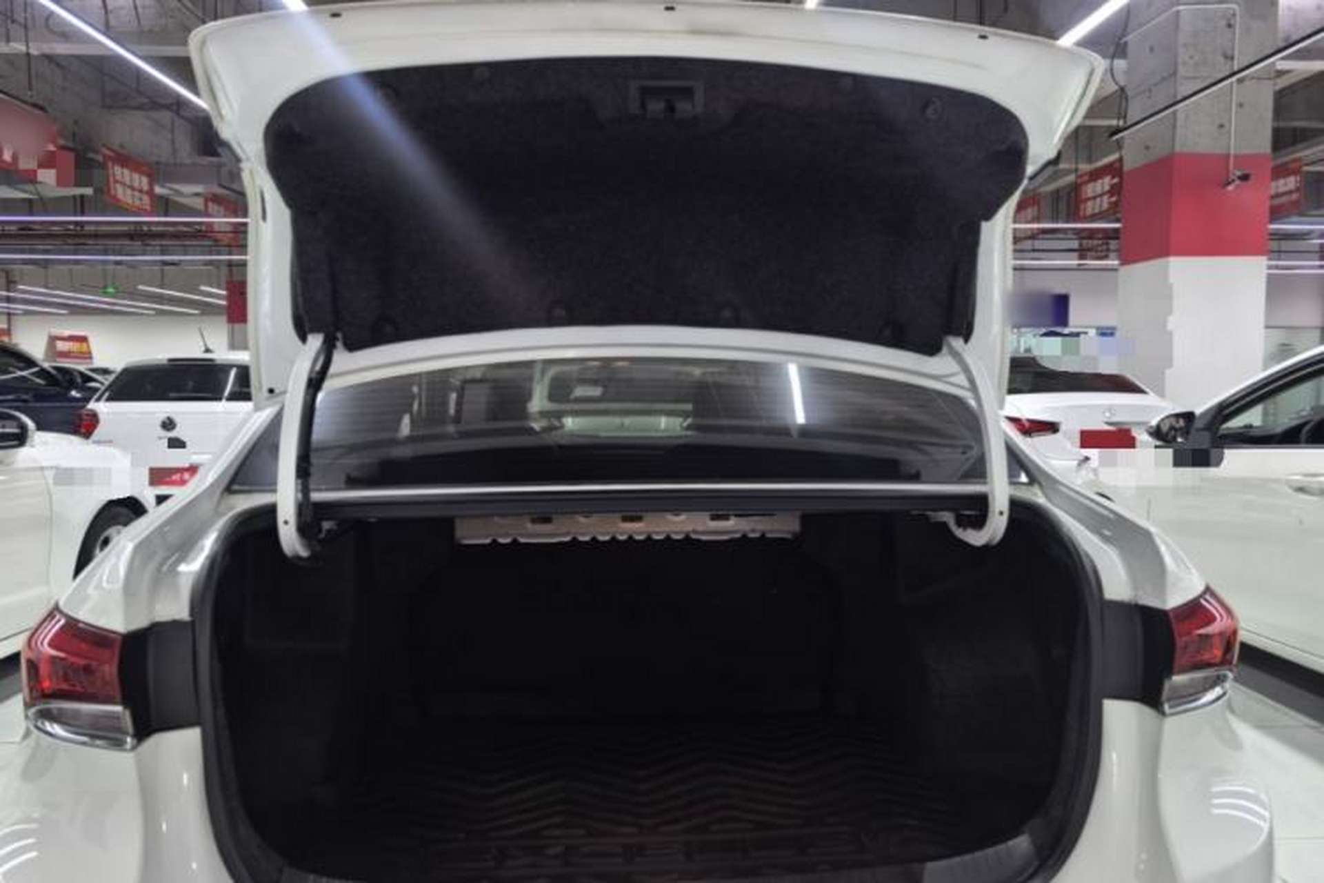 Used Buick GT 2021 Revised Version 1.3T Automatic Mild Hybrid Elite Edition Trunk