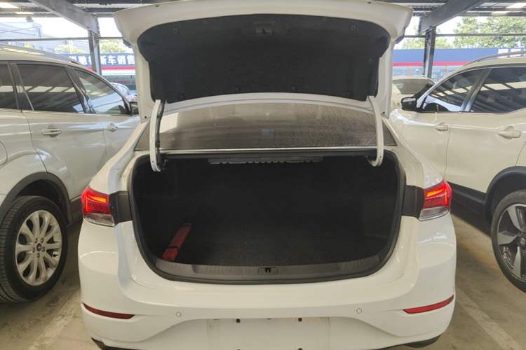 Used Buick GT 2021 Exemplar 1.5L Automatic Elite Version Trunk