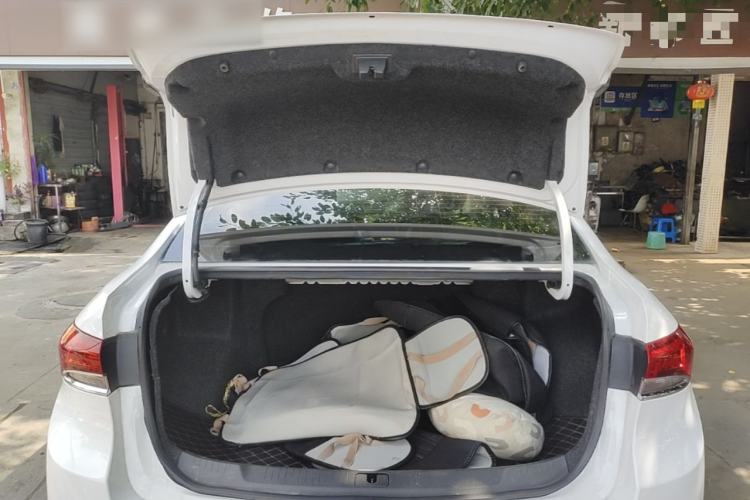 Used Buick GT 2021 1.3T Automatic Mild Hybrid Elite Version Trunk