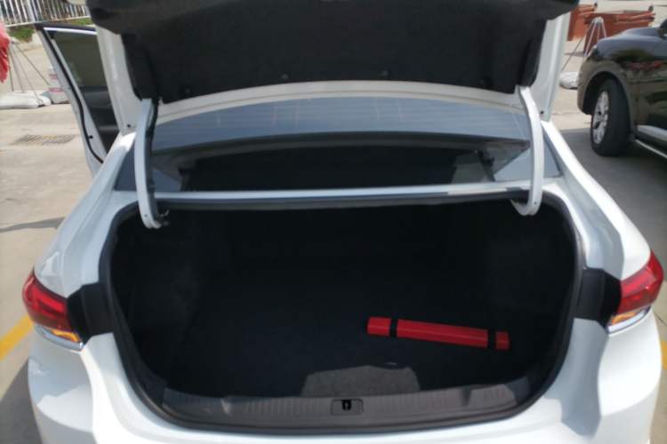 Used Buick GT 2021 Revised Version Flagship 1.5L Automatic Elite Edition Trunk