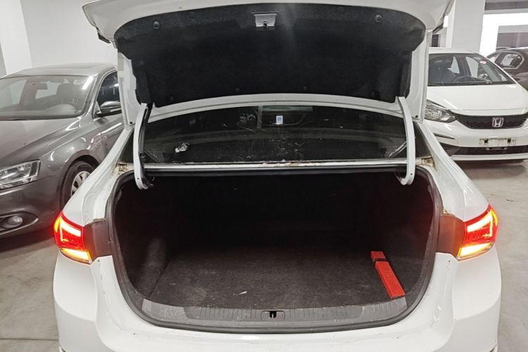 Used Buick GT 2021 Revised Version Flagship 1.5L Automatic Elite Edition Trunk