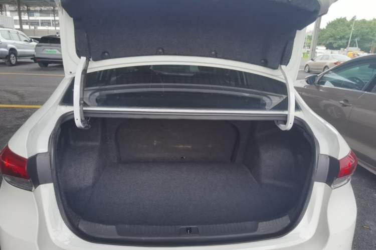 Used Buick GT 2021 Revised Version Flagship 1.5L Automatic Elite Edition Trunk