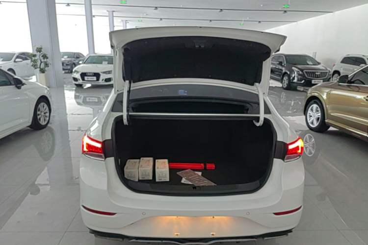 Used Buick GT 2021 Revised Version Flagship 1.5L Automatic Elite Edition Trunk