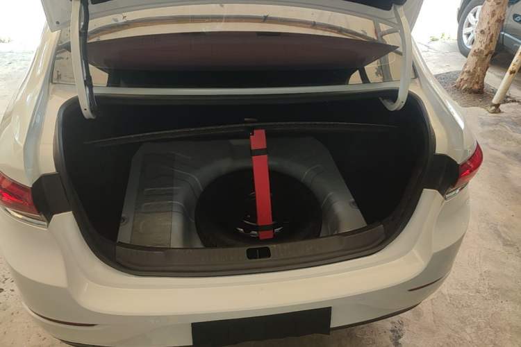 Used Buick GT 2021 Exemplar 1.5L Automatic Elite Version Trunk