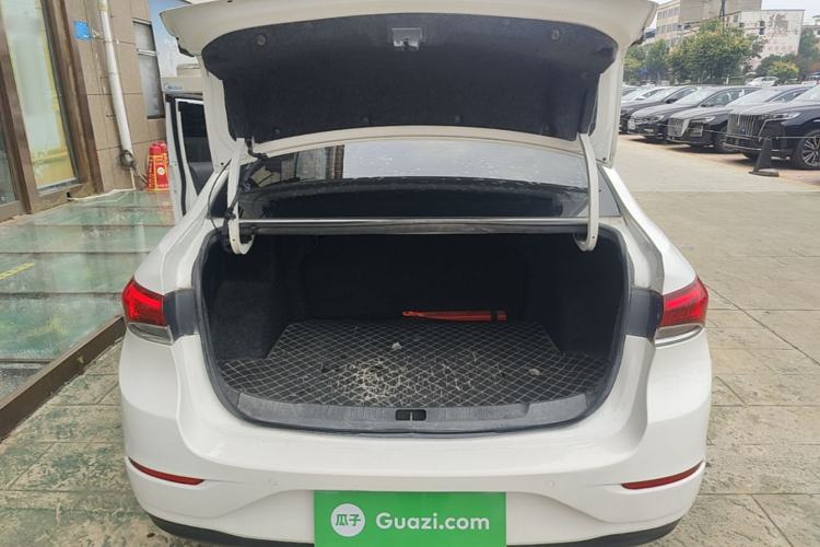 Used Buick GT 2021 1.3T Automatic Mild Hybrid Elite Version Trunk