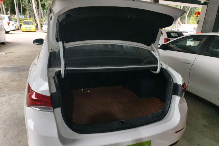 Used Buick GT 2021 Revised Version Flagship 1.5L Automatic Elite Edition Trunk