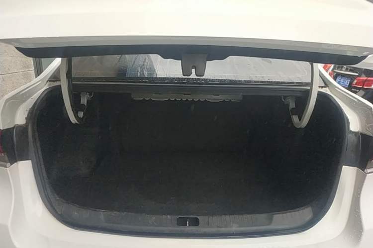 Used Buick GT 2021 Revised Version Flagship 1.5L Automatic Elite Edition Trunk