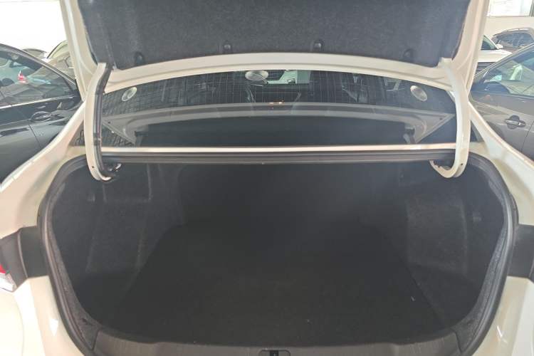 Used Buick GT 2021 Revised Version Flagship 1.5L Automatic Elite Edition Trunk