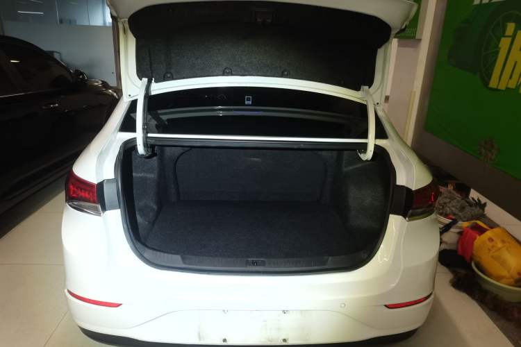 Used Buick GT 2021 Revised Version Flagship 1.5L Automatic Elite Edition Trunk