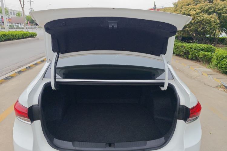 Used Buick GT 2021 Revised Version Flagship 1.5L Automatic Entry-Level Trim Trunk