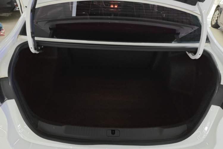 Used Buick GT 2021 Revised Version Flagship 1.5L Automatic Elite Edition Trunk