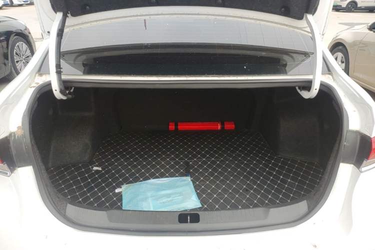 Used Buick GT 2021 Revised Version Flagship 1.5L Automatic Elite Edition Trunk