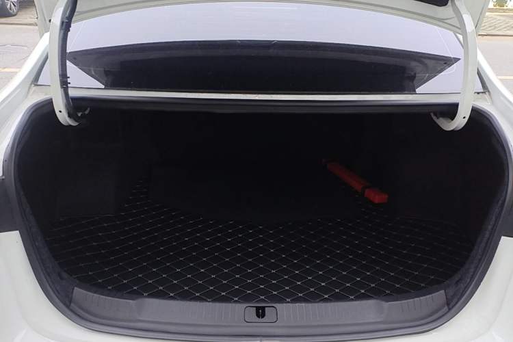 Used Buick GT 2021 Revised Version Flagship 1.5L Automatic Elite Edition Trunk