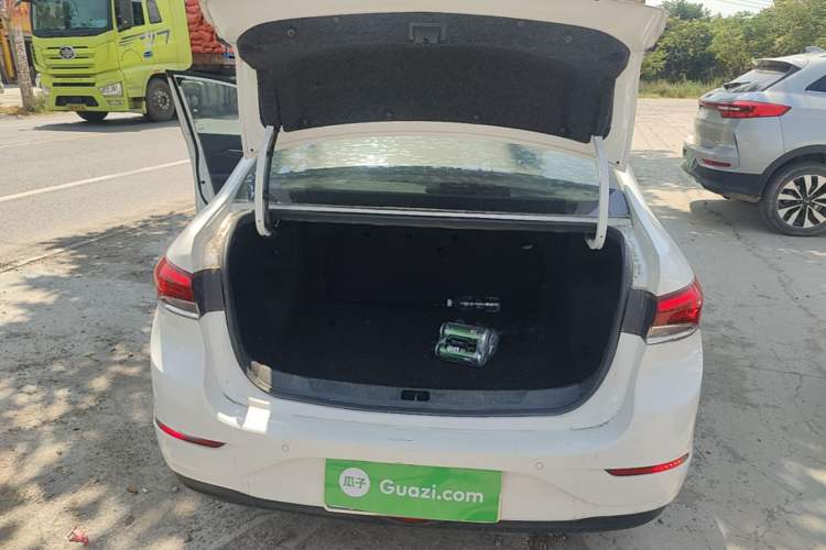 Used Buick GT 2021 1.3T Automatic Mild Hybrid Elite Version Trunk