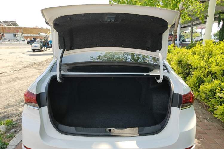 Used Buick GT 2021 Revised Version Flagship 1.5L Automatic Elite Edition Trunk