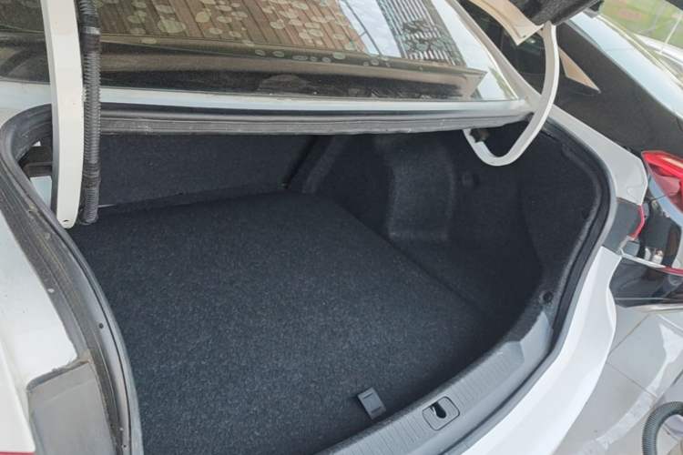Used Buick GT 2021 Exemplar 1.5L Automatic Elite Version Trunk
