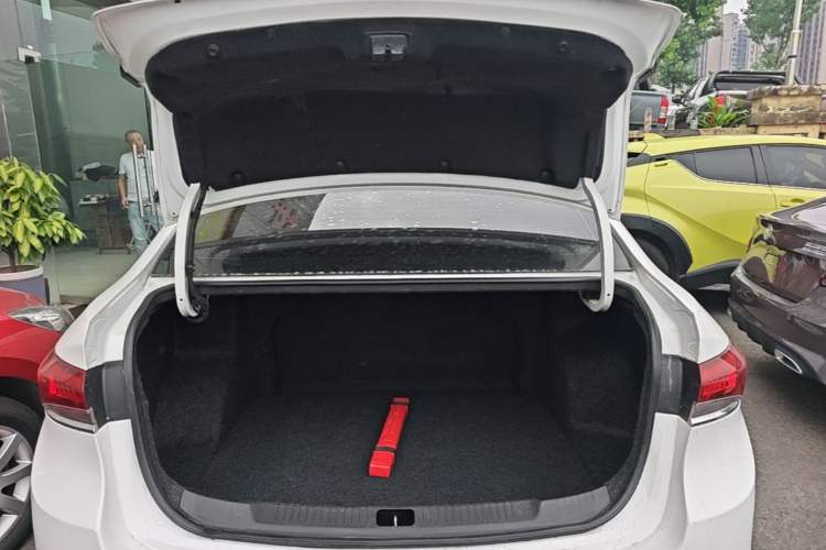 Used Buick GT 2021 Revised Version Flagship 1.5L Automatic Elite Edition Trunk