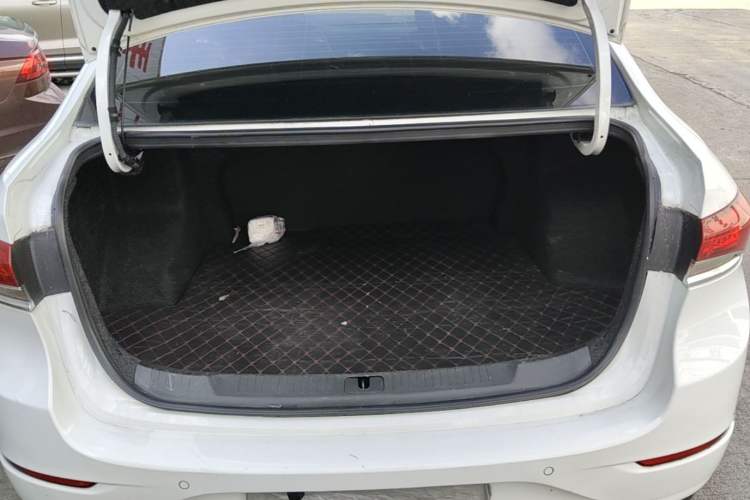 Used Buick GT 2021 Revised Version Flagship 1.5L Automatic Elite Edition Trunk