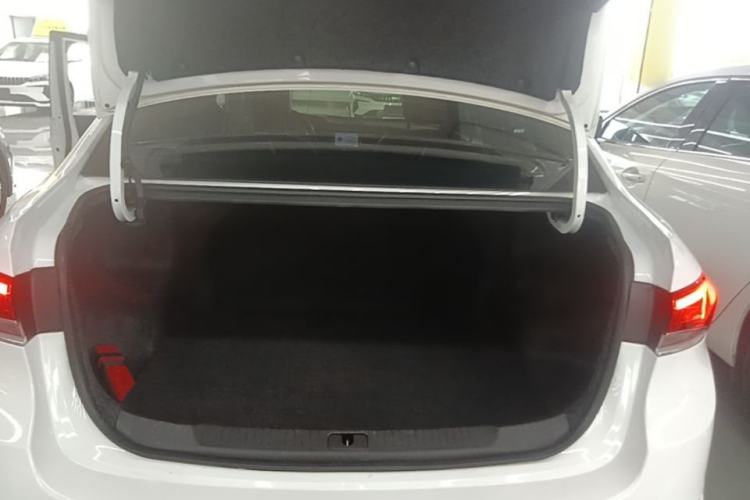 Used Buick GT 2021 Revised Version 1.3T Automatic Mild Hybrid Elite Edition Trunk