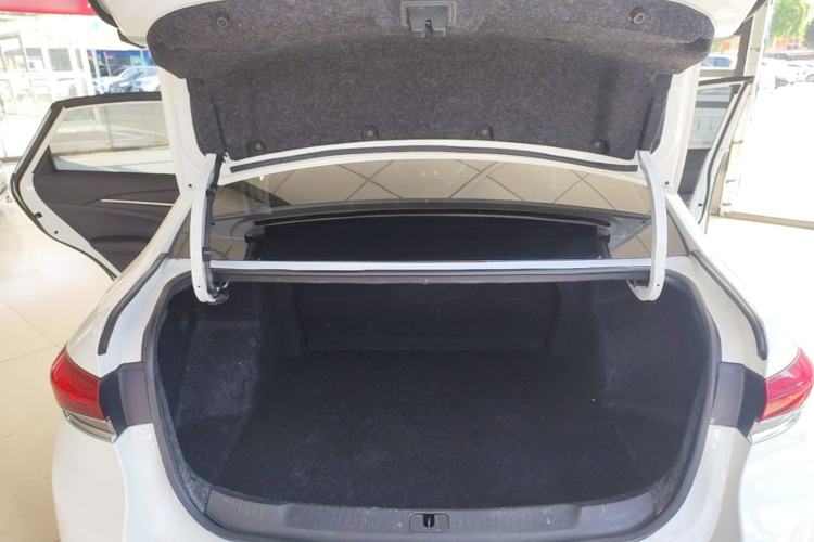 Used Buick GT 2021 Revised Version Flagship 1.5L Automatic Entry-Level Trim Trunk
