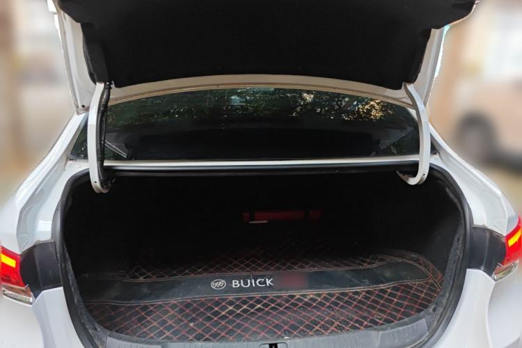 Used Buick GT 2021 1.3T Automatic Mild Hybrid Elite Version Trunk