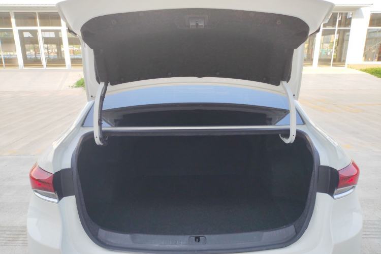 Used Buick GT 2021 Revised Version Flagship 1.5L Automatic Elite Edition Trunk