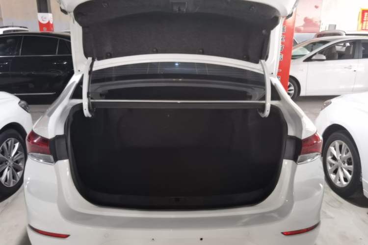 Used Buick GT 2021 Revised Version Flagship 1.5L Automatic Elite Edition Trunk