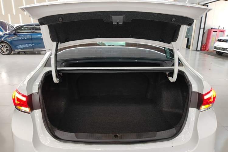 Used Buick GT 2021 Revised Version Flagship 1.5L Automatic Elite Edition Trunk