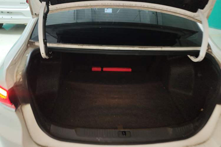 Used Buick GT 2021 Revised Version Flagship 1.5L Automatic Elite Edition Trunk