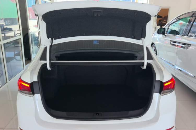 Used Buick GT 2021 1.3T Automatic Mild Hybrid Elite Version Trunk